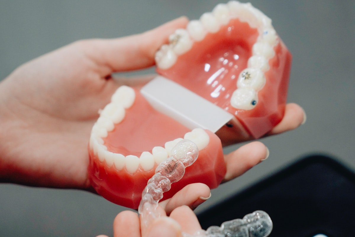 teeth and Invisalign